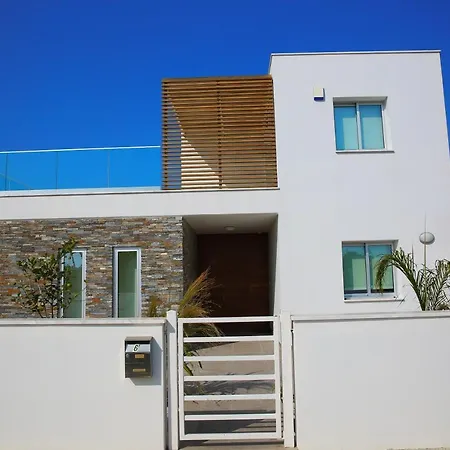 The Luxury Papadakis Вилла Пафос
