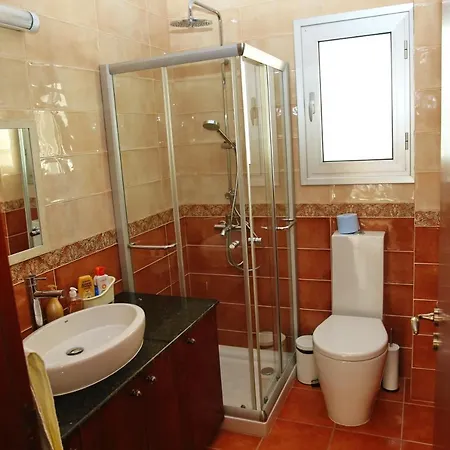 The Luxury Papadakis Вилла Пафос